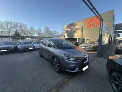 Utilisé 2018 Renault Scénic IV Intens Monospace | 11 990 € (Prix juste)