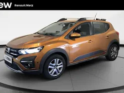 Orange Utilisé 2021 Dacia Sandero Comfort Citadine | 13 999 € (Prix juste)