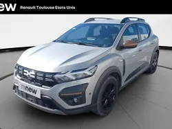 Gris Utilisé 2024 Dacia Sandero Extreme Citadine | 16 490 € (Prix juste)