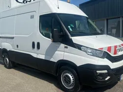 Utilisé 2018 Iveco Daily | 19 188 € (Prix juste)