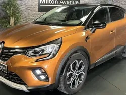 Orange Utilisé 2022 Renault Captur Intens SUV | 15 990 € (Bon prix)
