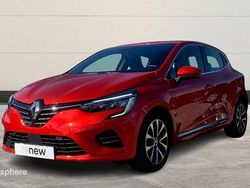 Rouge Utilisé 2022 Renault Clio V Intens Berline | 15 499 € (Prix juste)