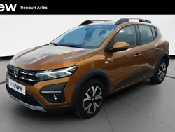 Orange Utilisé 2022 Dacia Sandero Comfort Citadine | 12 990 € (Prix juste)