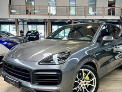 Gris Utilisé 2020 Porsche Cayenne Chrono SUV | 58 990 € (Prix juste)