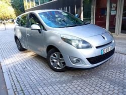 Utilisé 2011 Renault Scénic III Dynamique Monospace | 3 490 € (Bon prix)