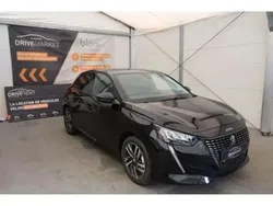 Noir Utilisé 2023 Peugeot 208 Allure Citadine | 17 323 € (Prix assez cher)