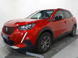 Rouge Utilisé 2022 Peugeot e-2008 Style SUV | 17 890 € (Prix juste)