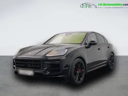 Utilisé 2024 Porsche Cayenne Turbo E-Hybrid SUV | 205 900 € (Bon prix)