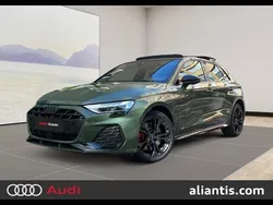Vert district métallisé Utilisé 2025 Audi A3 Sportback e-tron S-Line Berline | 57 980 €