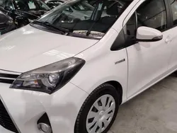 Utilisé 2017 Toyota Yaris Hybrid Business Edition Citadine | 12 490 € (Super prix)