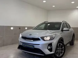 Utilisé 2020 Kia Stonic 2 SUV | 15 990 € (Prix juste)