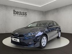 Gris Nouvelle 2025 Kia Ceed Berline | 23 180 € (Prix juste)