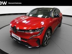 Rouge Occasion 2022 Renault Megane E-Tech Techno Berline | 22 990 € (Prix juste)
