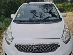 Blanc Utilisé 2011 Kia Venga Premium Citadine | 4 200 €