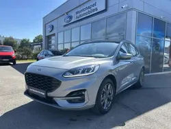 Gris Utilisé 2024 Ford Kuga ST-Line SUV | 29 999 € (Prix juste)