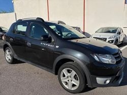 Noir Occasion 2014 Dacia Sandero Prestige Berline | 8 900 € (Prix juste)