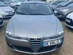 Gris Utilisé 2005 Alfa Romeo 147 Impression Citadine | 2 990 €