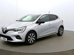 Gris Utilisé 2023 Renault Clio V Evolution Citadine | 15 190 € (Prix juste)