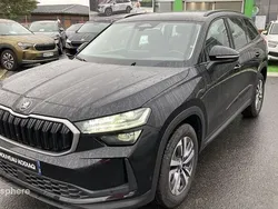 Noir magic nacré Utilisé 2024 Skoda Kodiaq Selection SUV | 42 990 € (Prix juste)