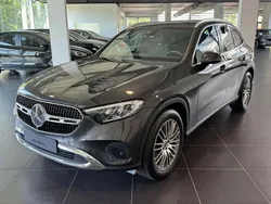 Gris Utilisé 2024 Mercedes GLC200 AMG SUV | 52 950 € (Prix juste)
