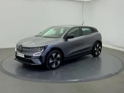 Gris Utilisé 2022 Renault Mégane Evolution Berline | 22 057 € (Super prix)