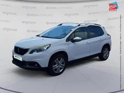 Blanc Occasion 2017 Peugeot 2008 Style SUV | 8 499 € (Bon prix)