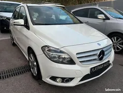 Blanc Utilisé 2012 Mercedes B180 Monospace | 7 990 €