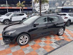 Noir Utilisé 2020 Peugeot 308 Active | 11 750 € (Bon prix)