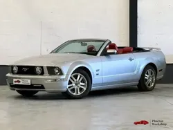Gris Utilisé 2006 Ford Mustang GT Cabriolet | 29 990 €