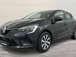 Utilisé 2023 Renault Clio V Equilibre Berline | 16 499 € (Prix juste)