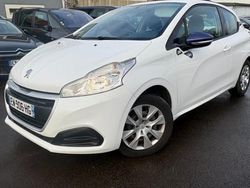 Blanc Occasion 2018 Peugeot 208 Citadine | 3 999 € (Prix juste)