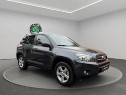 Gris Utilisé 2006 Toyota RAV4 SUV | 10 990 €