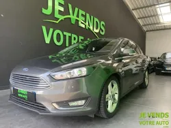 Gris Utilisé 2016 Ford Focus S Citadine | 11 990 € (Prix juste)