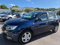 Bleu Utilisé 2017 Dacia Sandero Lauréate Citadine | 8 490 € (Bon prix)