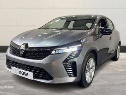 Gris Utilisé 2024 Renault Clio V Evolution Berline | 17 199 € (Prix juste)