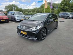 Noir Utilisé 2025 VW ID.3 Pro Citadine | 37 846 € (Prix juste)