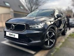 Noir Occasion 2019 Volvo XC40 Momentum SUV | 28 890 €