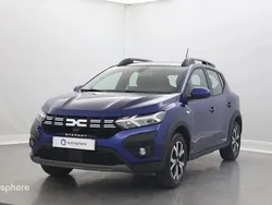 Bleu iron métallisé Utilisé 2024 Dacia Sandero Expression Citadine | 16 399 € (Prix juste)