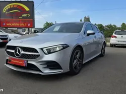 Gris Utilisé 2021 Mercedes A200 AMG line Berline | 28 900 € (Prix juste)