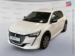 Blanc Utilisé 2022 Peugeot e-208 Active Citadine | 15 100 € (Prix juste)