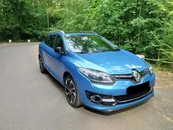 Bleu Utilisé 2015 Renault Mégane GrandTour Bose Edition Break | 7 400 €
