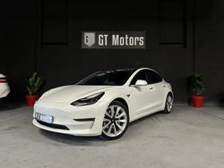 Blanc Utilisé 2019 Tesla Model 3 Long Range AWD Berline | 29 900 € (Prix assez cher)