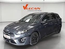Gris Utilisé 2022 Kia Ceed Berline | 21 790 € (Prix juste)