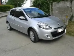 Gris Utilisé 2011 Renault Clio III Berline | 5 590 €