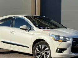 Utilisé 2014 DS Automobiles DS4 So Chic Berline | 9 990 €