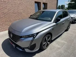 Gris Nouvelle 2025 Peugeot 308 GT Berline | 26 999 € (Bon prix)