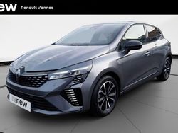 Gris Utilisé 2024 Renault Clio V Techno Citadine | 18 990 € (Prix assez cher)
