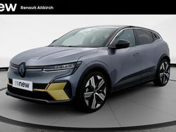Gris Utilisé 2023 Renault Mégane Iconic Berline | 28 900 € (Prix assez cher)