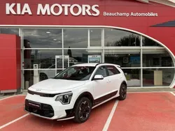 Blanc Utilisé 2024 Kia e-Niro 2 SUV | 35 890 € (Prix cher)