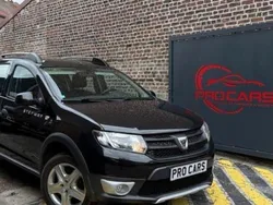 Noir Utilisé 2015 Dacia Sandero Stepway Citadine | 7 390 € (Prix juste)